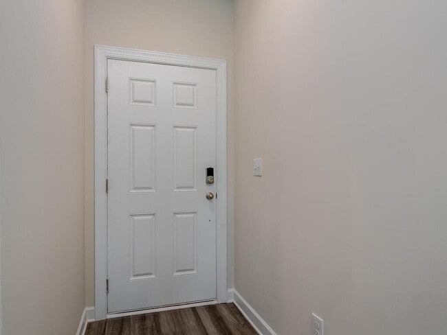 Building Photo - Built in 2022 and waiting for you to move right on in!