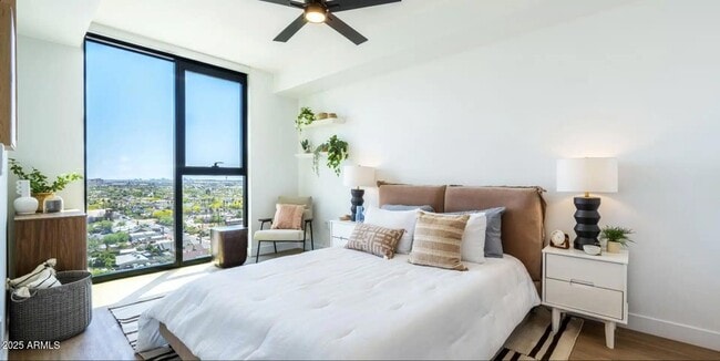 Building Photo - 817 N 6th St