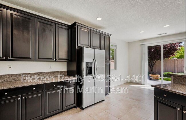 Building Photo - 10772 Ridgebrook Dr