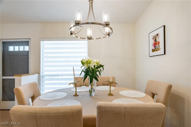 Building Photo - 815 Gulf Pavillion Dr