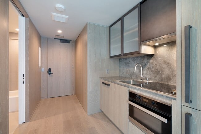 Building Photo - New Koula STUDIO