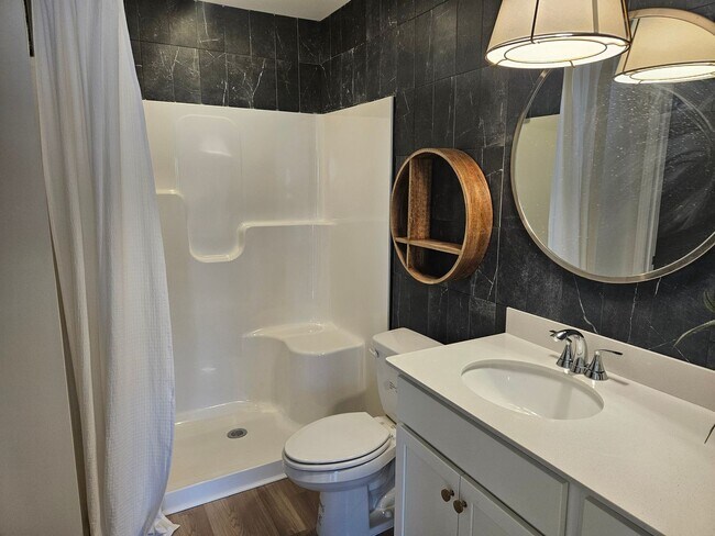 Building Photo - 3 Bedroom, 2 bath home - Hampstead - Brookfield Branch Community