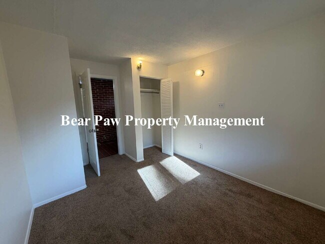 Building Photo - Spacious Ranch Style Home in Conifer!