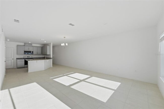 Building Photo - 2791 Raindrop Run St