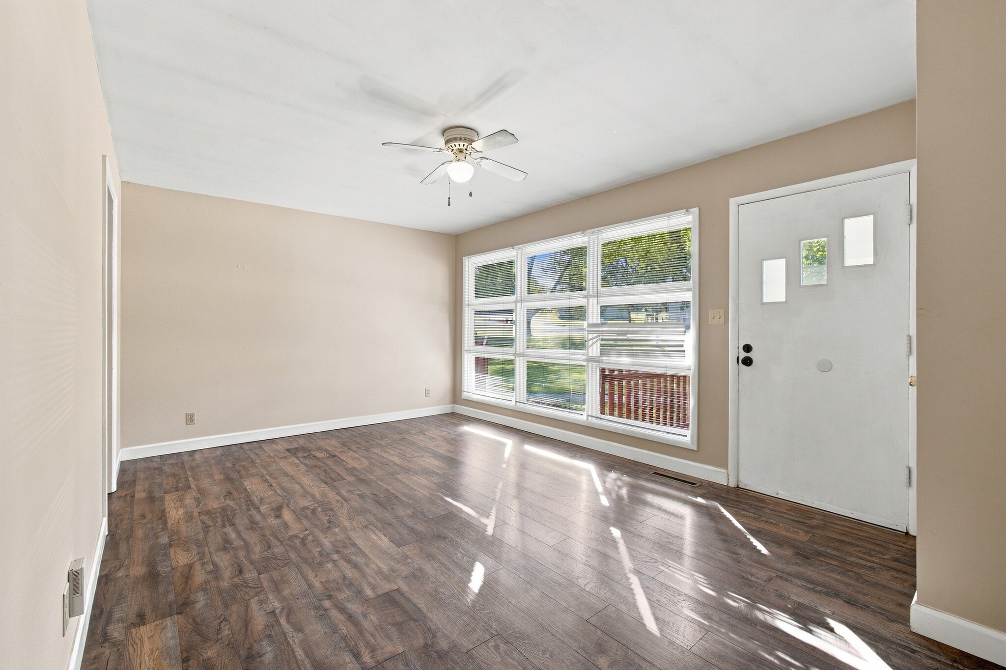 Building Photo - 630 NE 90th St