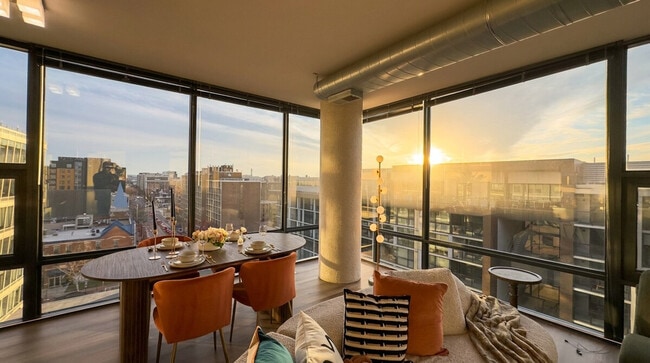 Building Photo - 1901 9th St NW