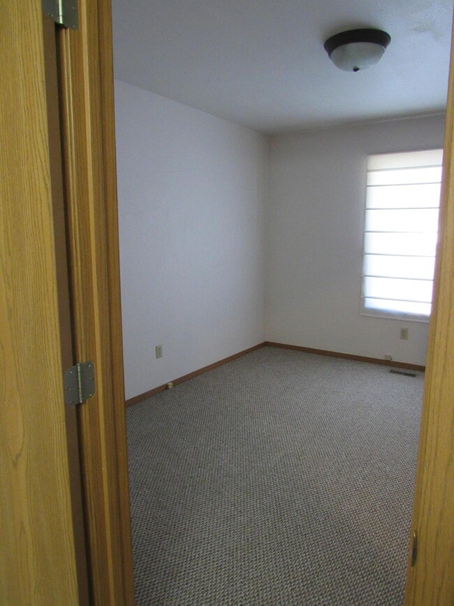 Building Photo - 469 Haymes Ct