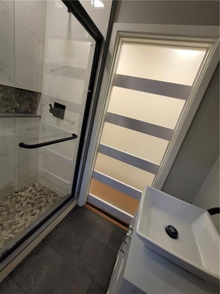 Building Photo - 3568 Beechwood Blvd