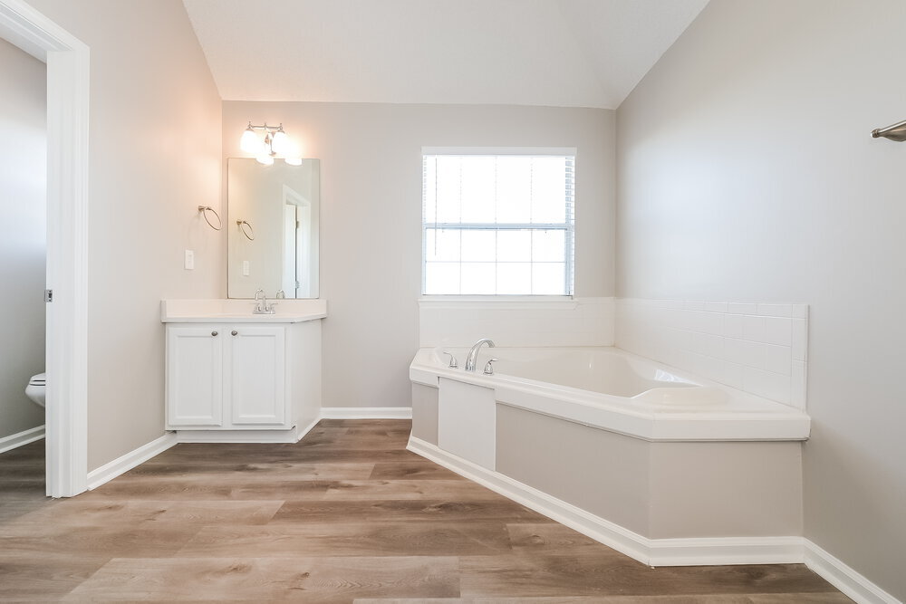 Building Photo - 3948 English Valley Dr