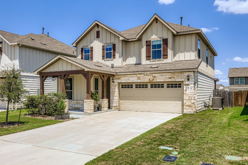 Building Photo - 497 Purple Heart Dr