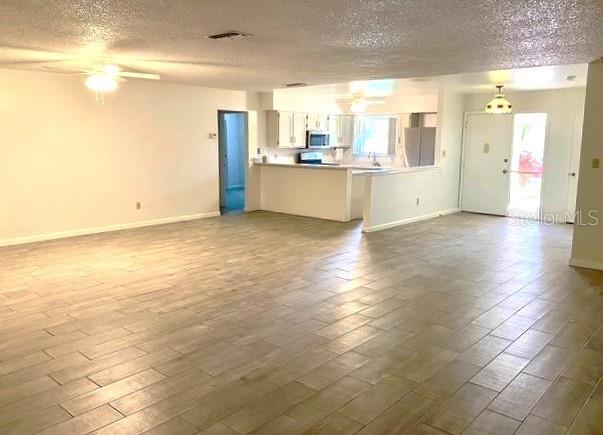 Building Photo - 5320 Williamsport Dr