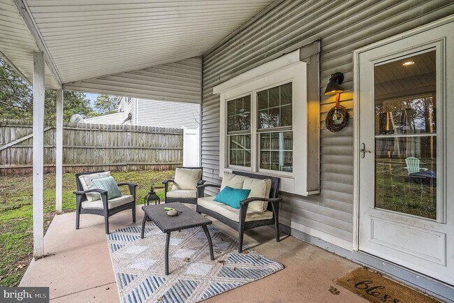 Building Photo - 2019 Easter Ave