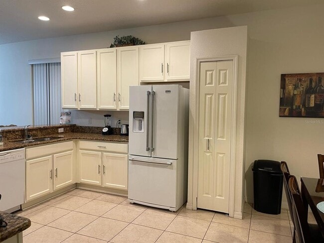 Building Photo - 1010 Tourmaline Dr