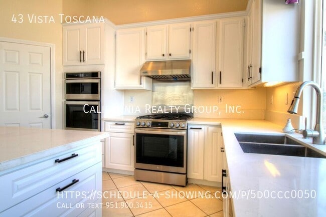 Building Photo - 43 Vista Toscana