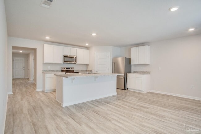 Building Photo - 4383 White Cedar Ct