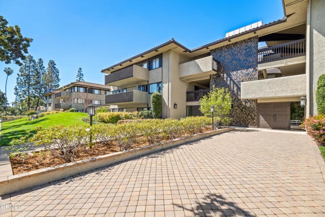 Building Photo - 111 S Orange Grove Blvd