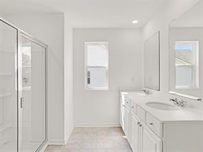 Building Photo - 202 Groveton Ct