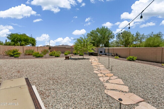 Building Photo - 3110 W Maya Way