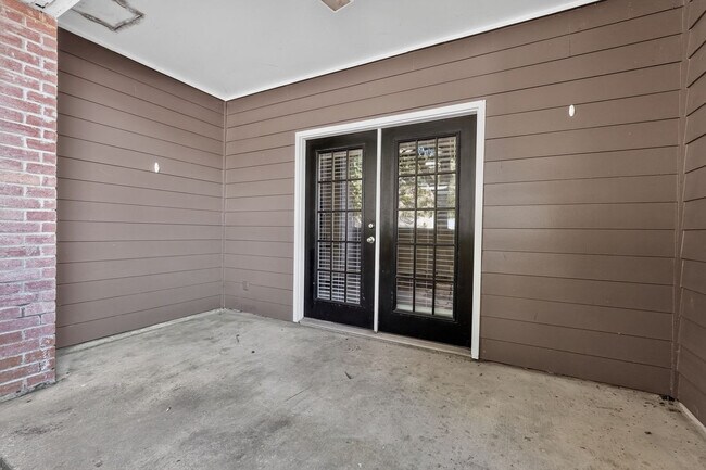 Building Photo - 5750 N Major Dr
