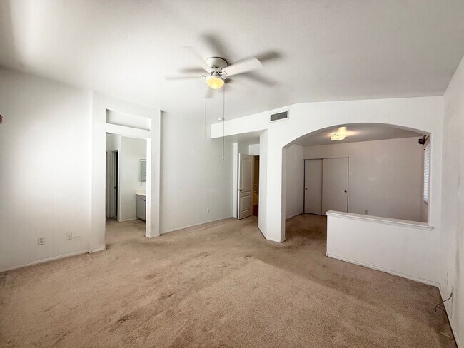 Building Photo - Spacious 4-Bedroom Home with 3-Car Garage in Orchards of Las Vegas