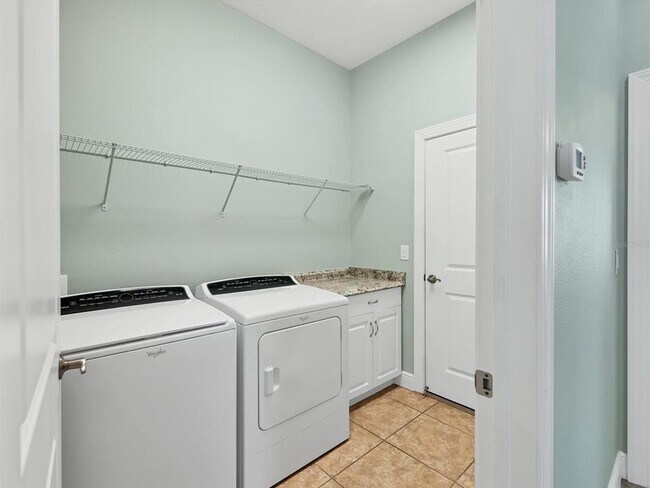 Building Photo - 10424 Crooked Crk Dr