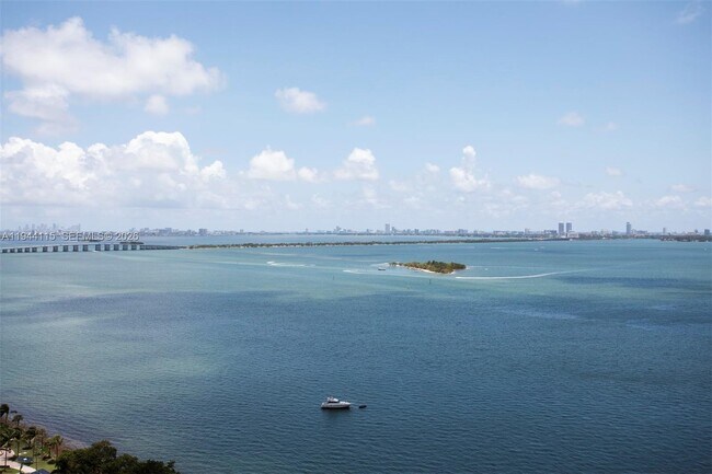 Building Photo - 1717 N Bayshore Dr