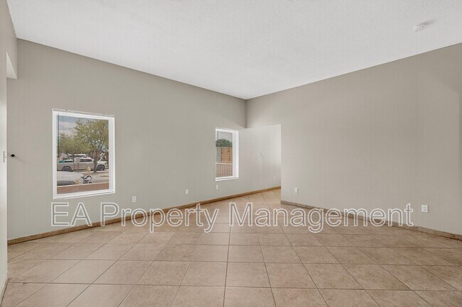 Building Photo - 5748 Pinon Flats Rd NW