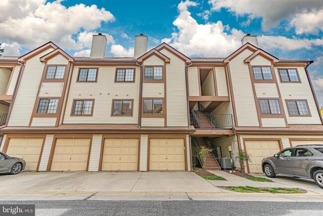 Building Photo - 6015 Curtier Dr