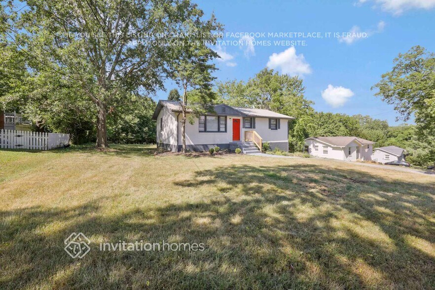 Building Photo - 118 Robinhood Cir