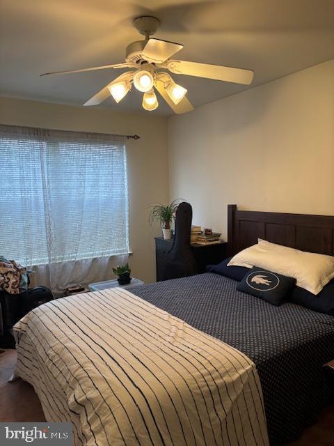 Building Photo - 908 Holly Ct