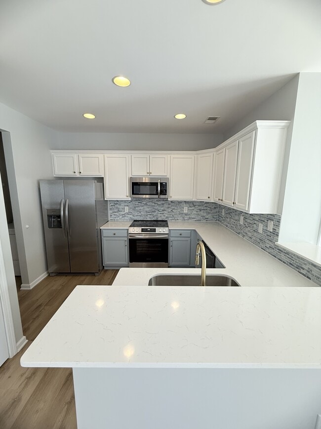 Building Photo - 207 Cupola Dr