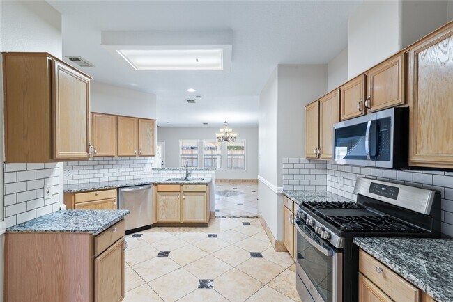 Building Photo - 15423 Day Trip Trail