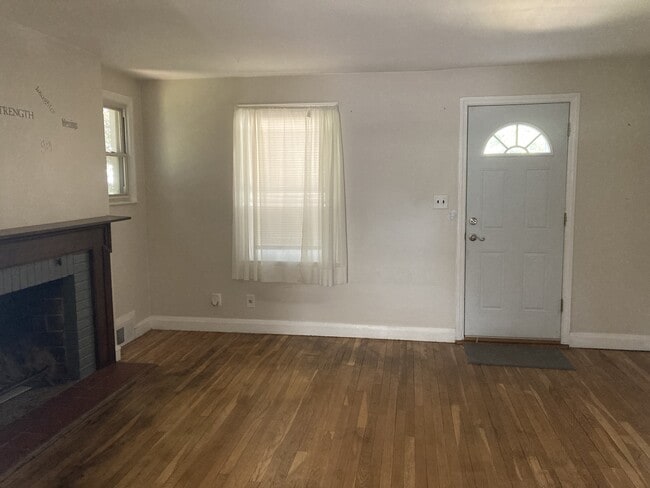 Building Photo - 1217 Overbrook Rd
