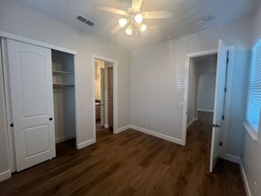 Building Photo - Elegant Single-Story 3-Bedroom Home in a Prime Central Location