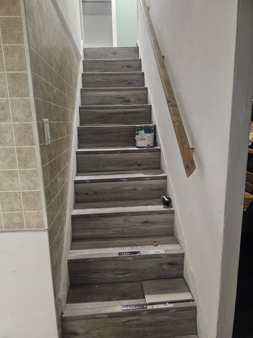 Building Photo - 1 1/2 Oliver Ave