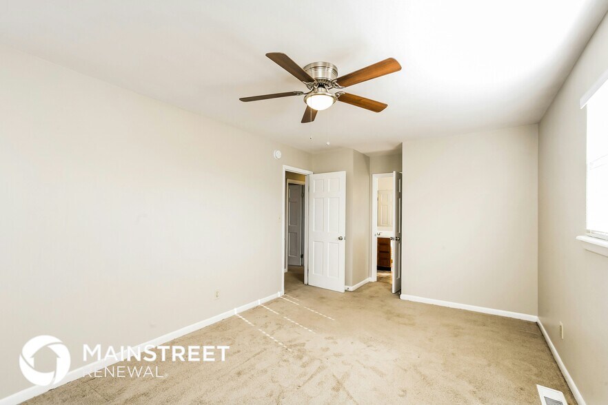 Building Photo - 10307 Kiowa Dr