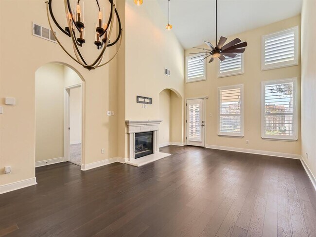 Building Photo - 2210 Onion Creek Pkwy