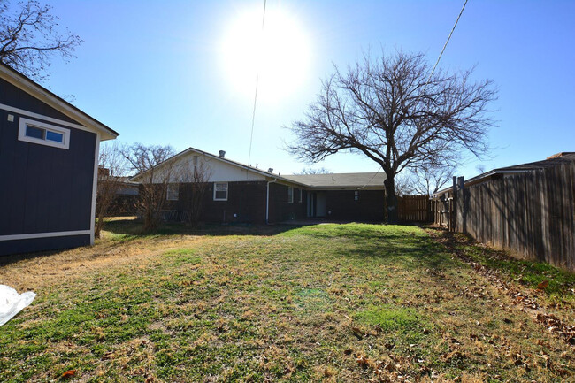 Building Photo - 3614 55th St