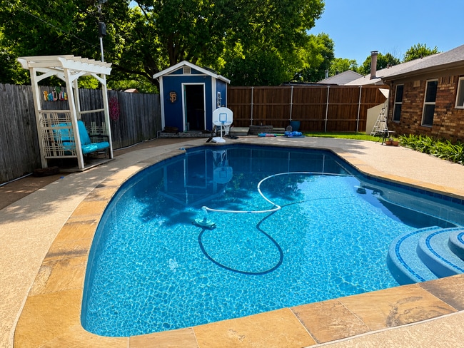 Building Photo - Minutes from Historic Downtown Grapevine with a Sparkling Pool Retreat!