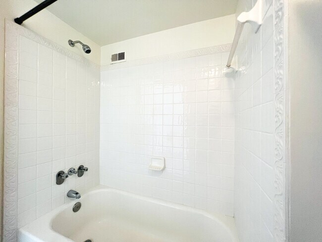Building Photo - 5300 Holmes Run Pky
