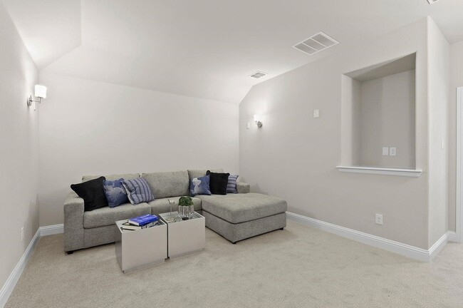 Building Photo - 11248 Blackwater Trl