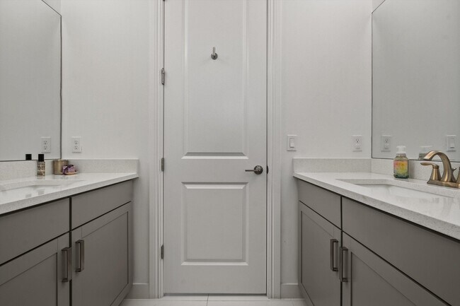 Building Photo - 8891 Grand Prix Ln