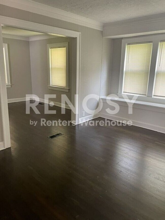 Building Photo - 3 Bedroom 1 bath home updated