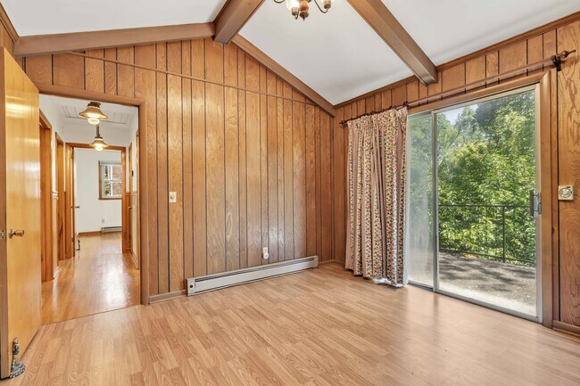 Building Photo - 509 Mathes Ct
