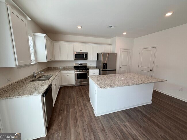 Building Photo - 788 Gelderland Dr