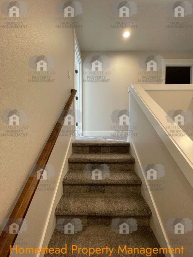 Building Photo - 644