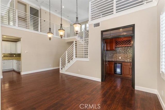 Building Photo - 2854 Alamitos Rd