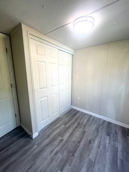 Building Photo - 2388 Case Ln