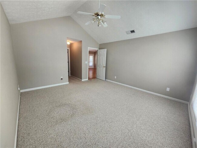 Building Photo - 1052 Ludwick Way