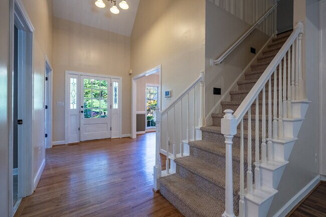 Building Photo - 3 Buckingham Ct